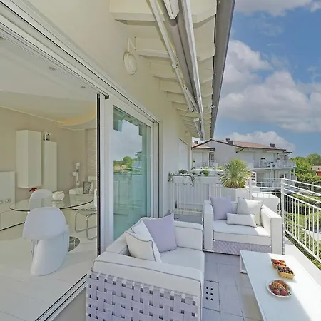 Apartment La Castellana C89 By Wonderful Italy