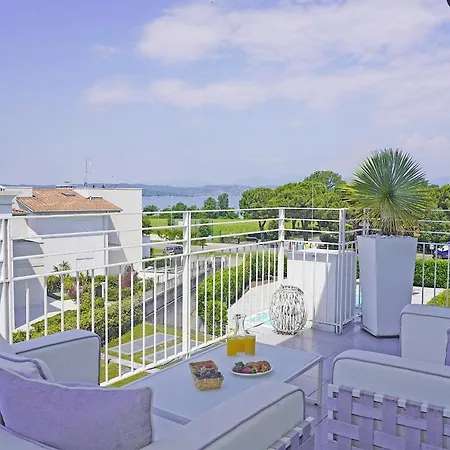La Castellana C89 By Wonderful Italy *