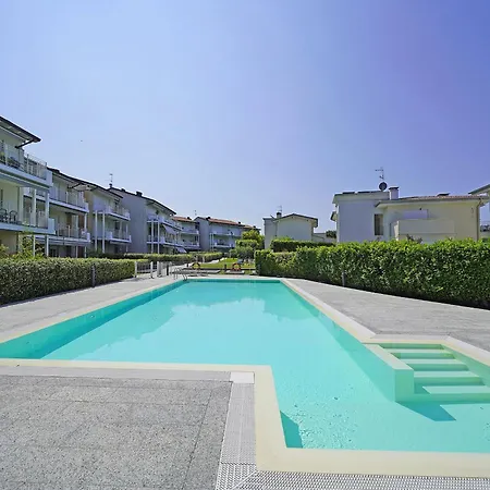 La Castellana C89 By Wonderful Italy Sirmione